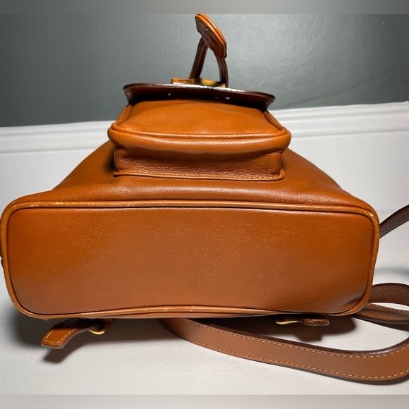 Gucci 90’s Caramel Brown Leather Drawstring Backpack with Bamboo top Handle - Picture 5 of 16